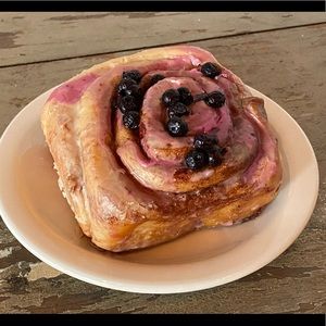 Meet your Posher, Niki